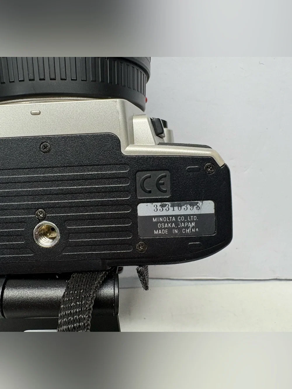 Minolta Maxxum 5 Film SLR Camera with 28-90 mm Lens. Tested & Working.